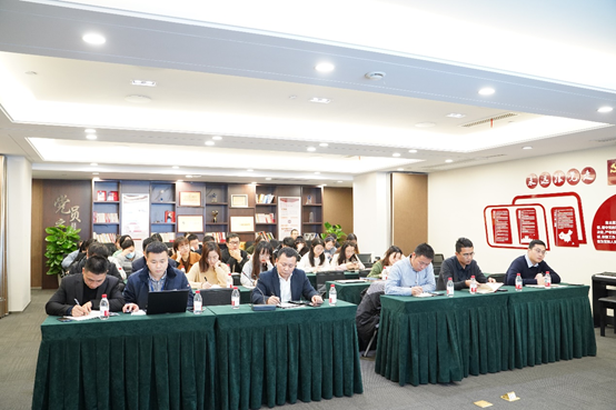 学习十九届五中全会精神 ：公司党委副书记张端清到基层宣讲十九届五中全会精神