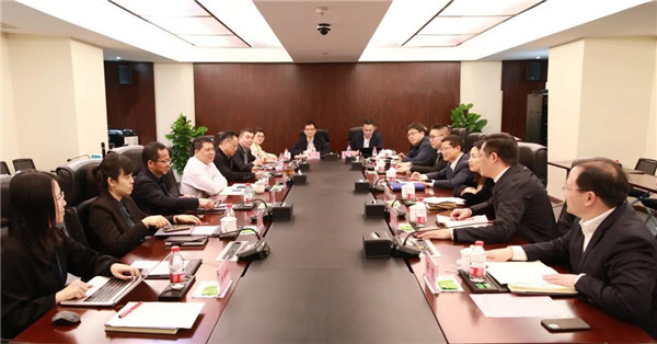 浙江商业集团党委副书记、总经理邓大庆一行到访我司